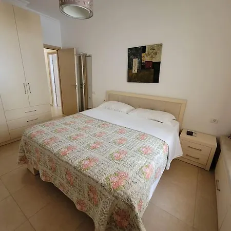 Apartment No 26 *